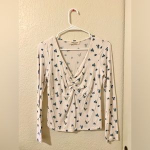 Blue flowers long sleeve🦋🤍